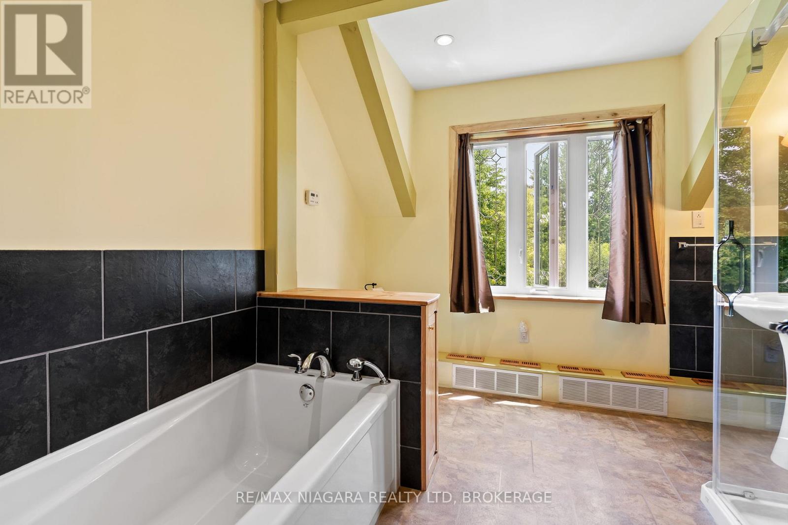 63023 Perry Road Property Photo 32