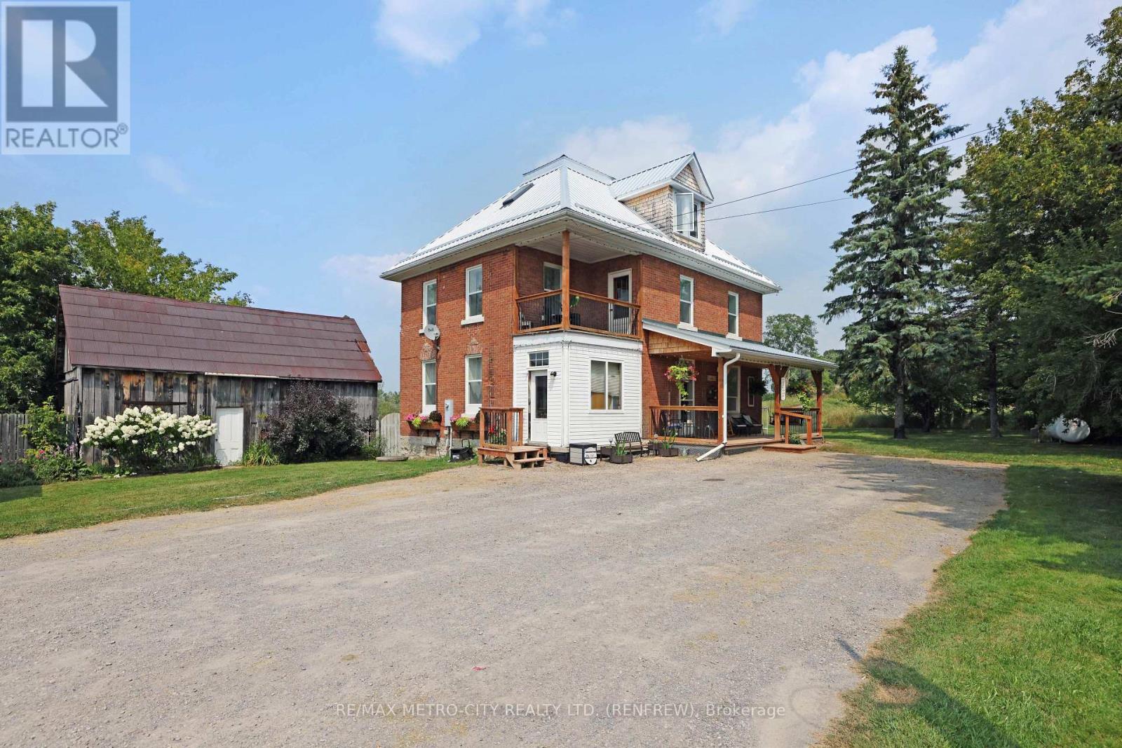 1380 Highway 132 Highway Property Photo 3