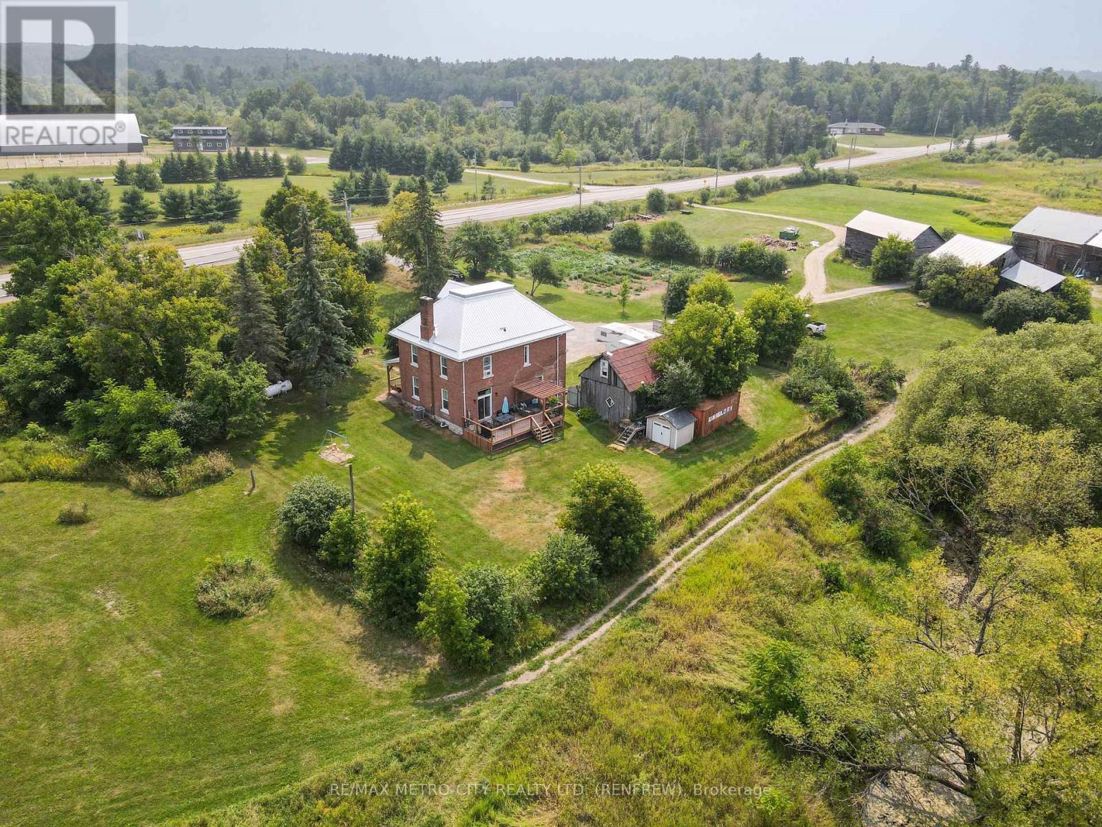 1380 Highway 132 Highway Property Photo 44
