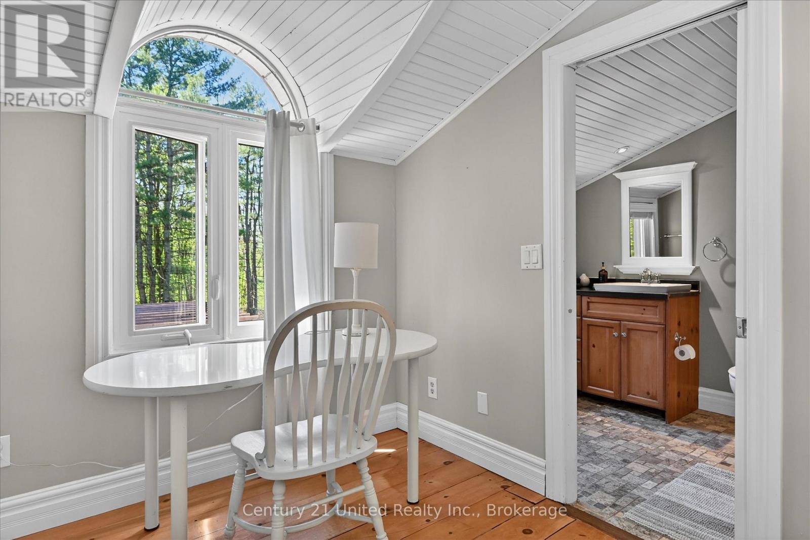 354 Marble Point Road Property Photo 15