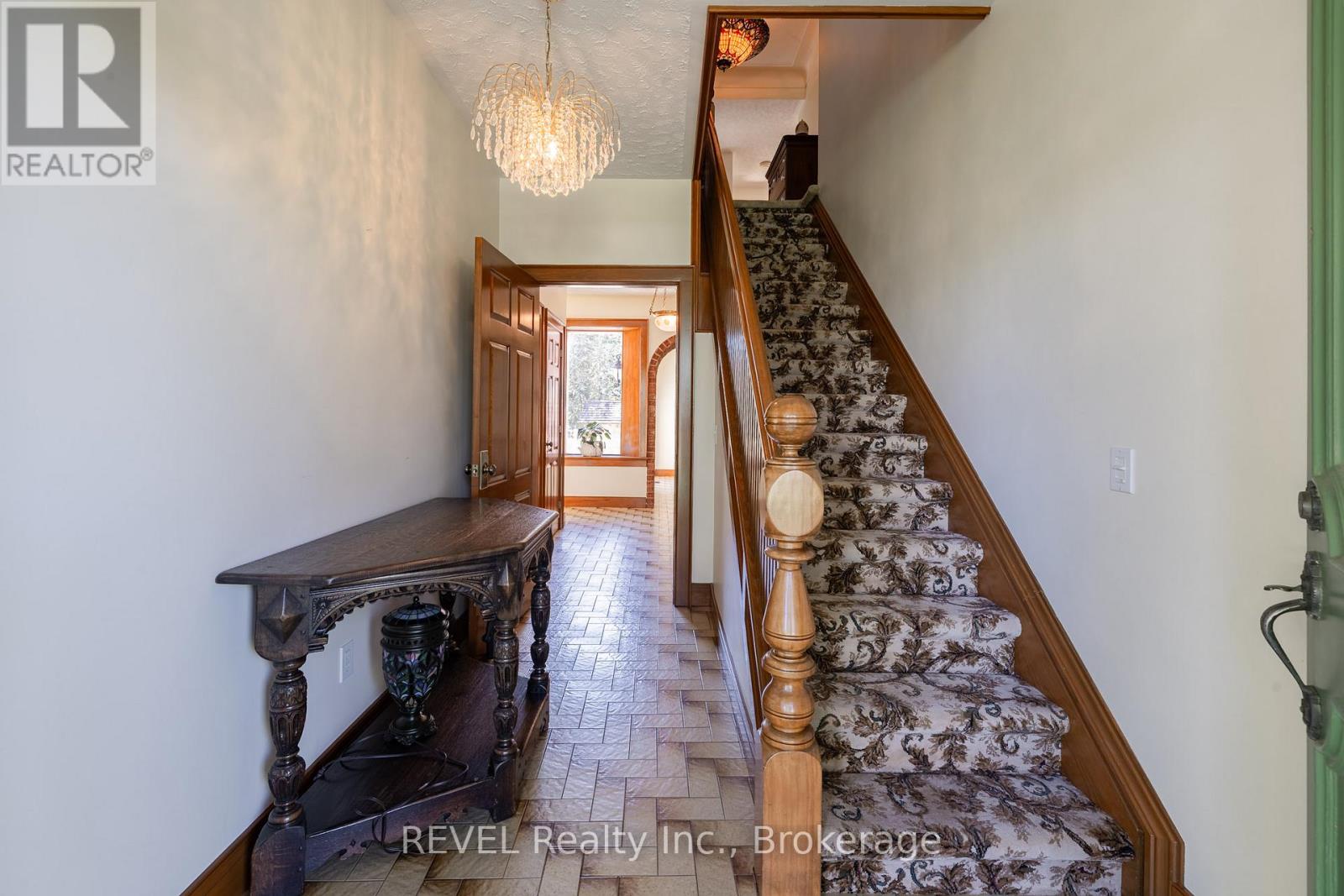 458 Chippawa Road Property Photo 21