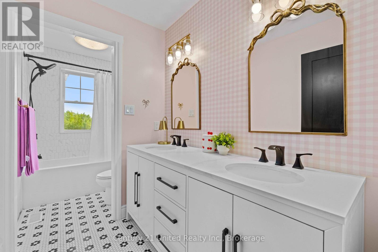 23 Jack Hills Road Property Photo 22
