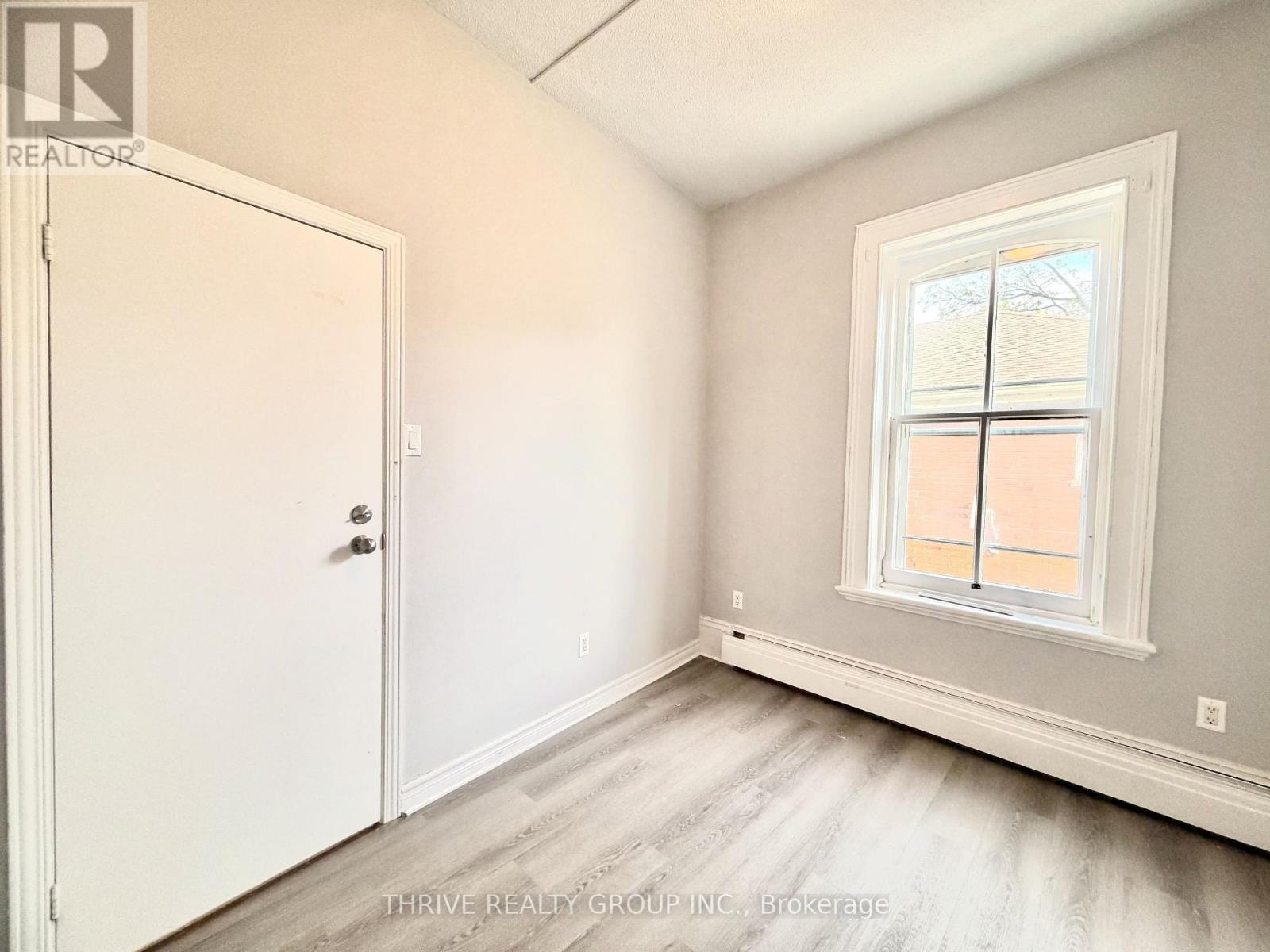 5 - 53 Mcclary Avenue Property Photo 6
