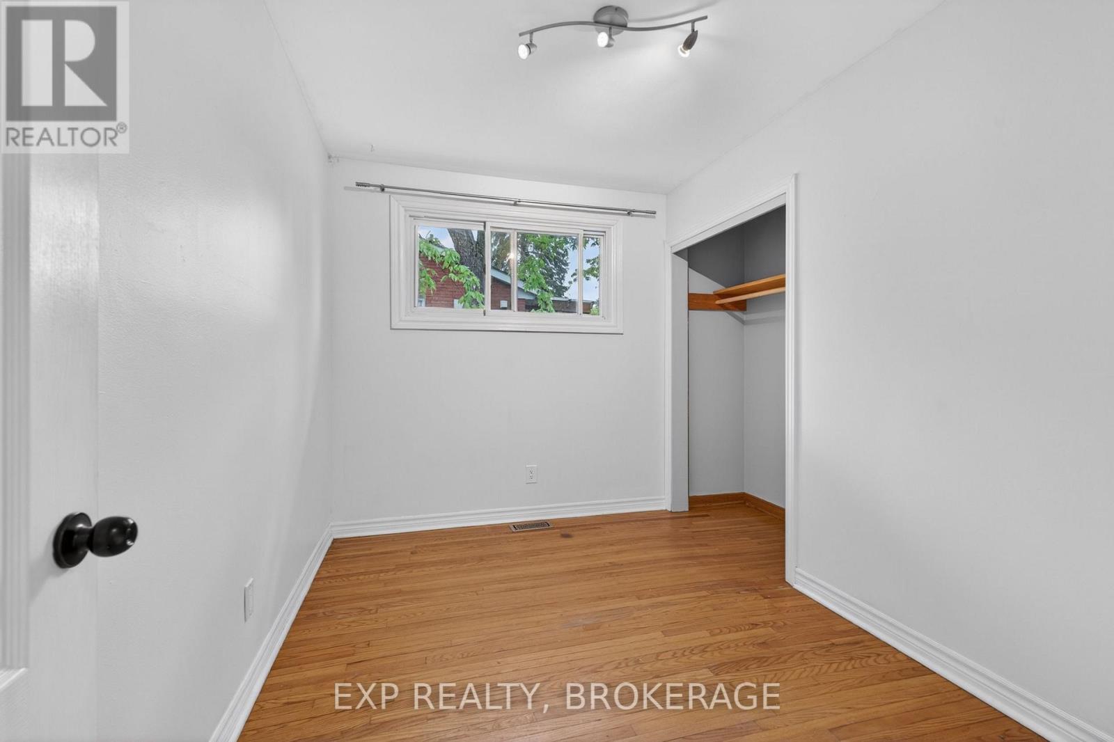 340 Palace Road Property Photo 16