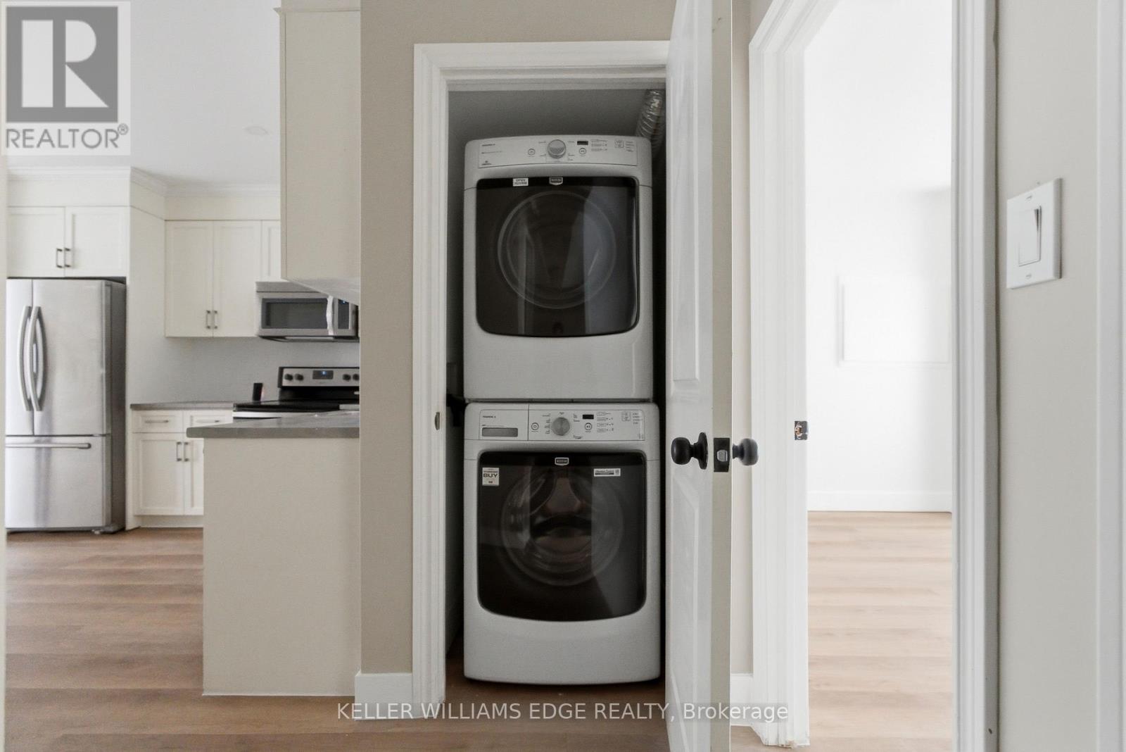 389 Dundas Street Property Photo 10