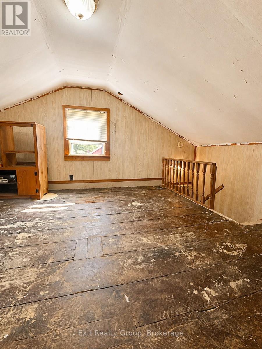 27 Young Street Property Photo 20