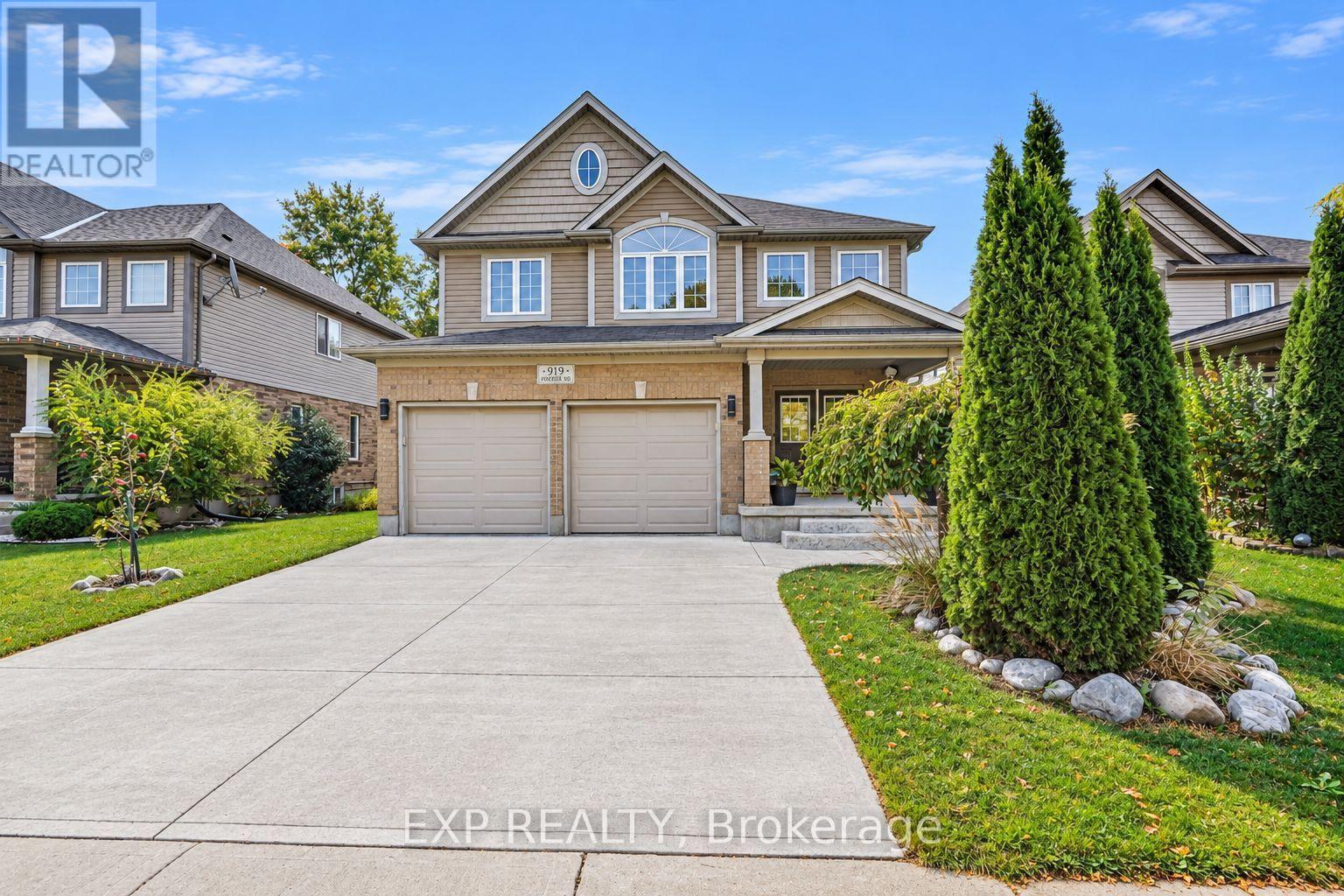 919 FOXCREEK ROAD