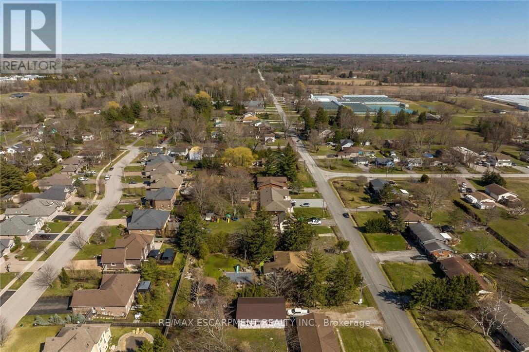 815 Foss Road Property Photo 12