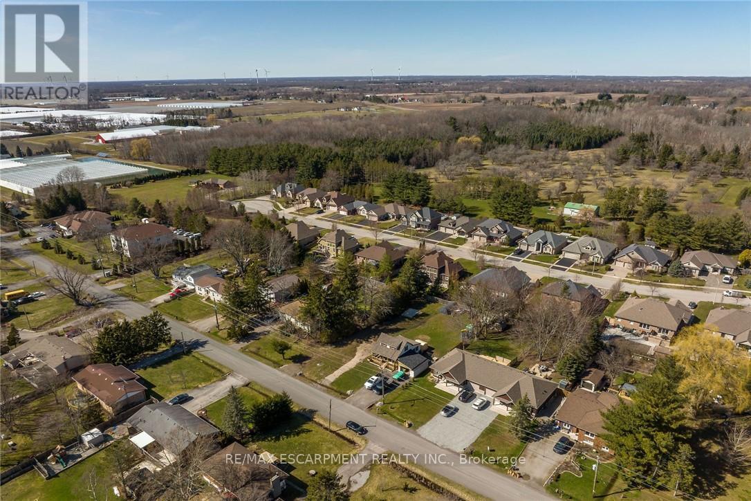 815 Foss Road Property Photo 15
