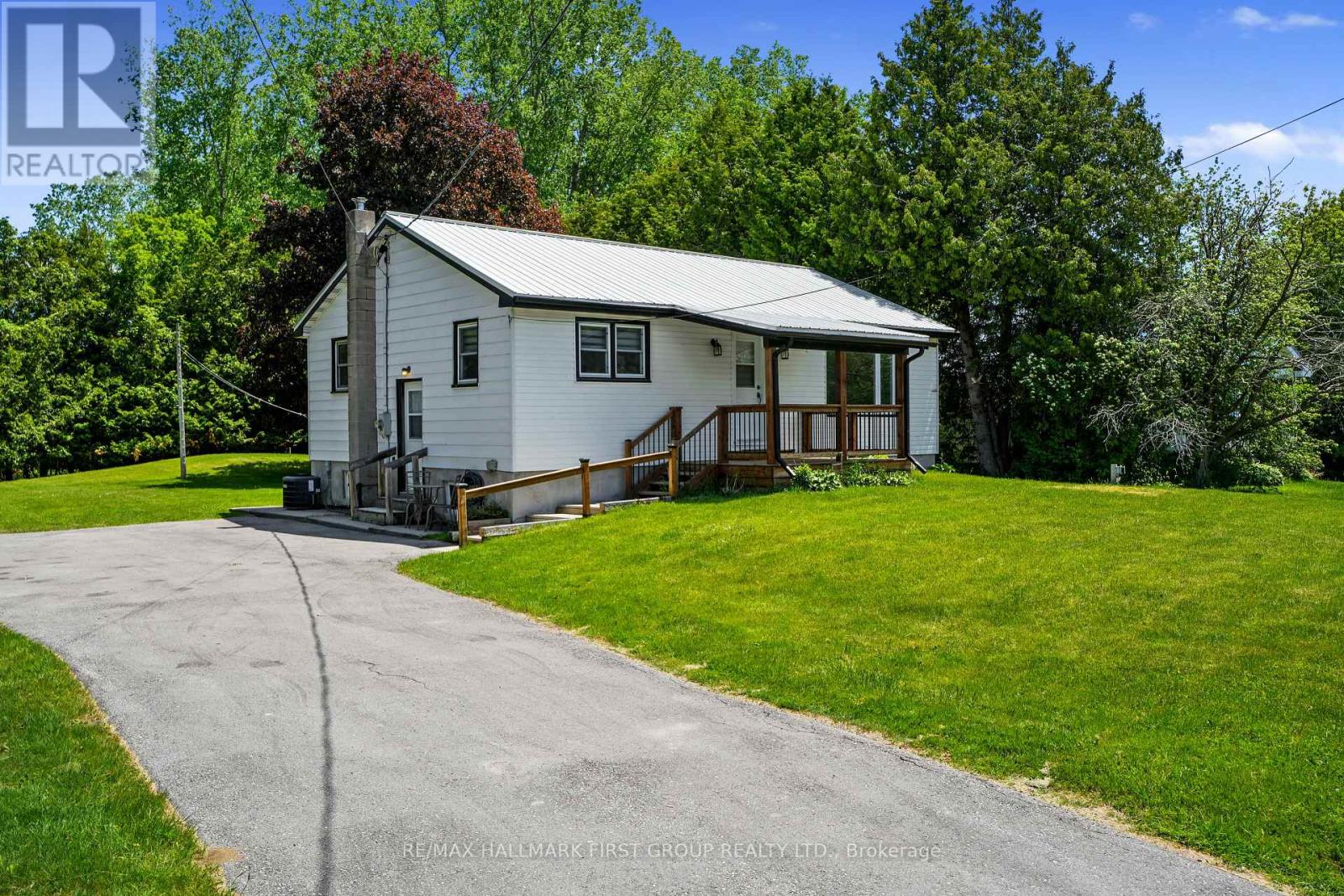 40 Whites Road Property Photo 1