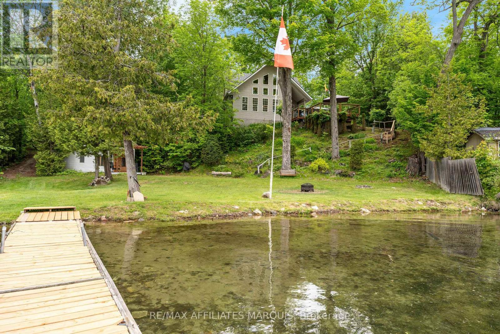 91 West Shore Lane Property Photo 1