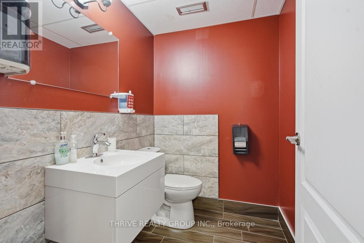 426 Third Street Property Photo 6