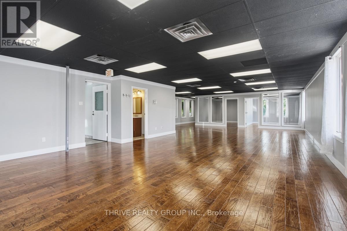 426 Third Street Property Photo 8