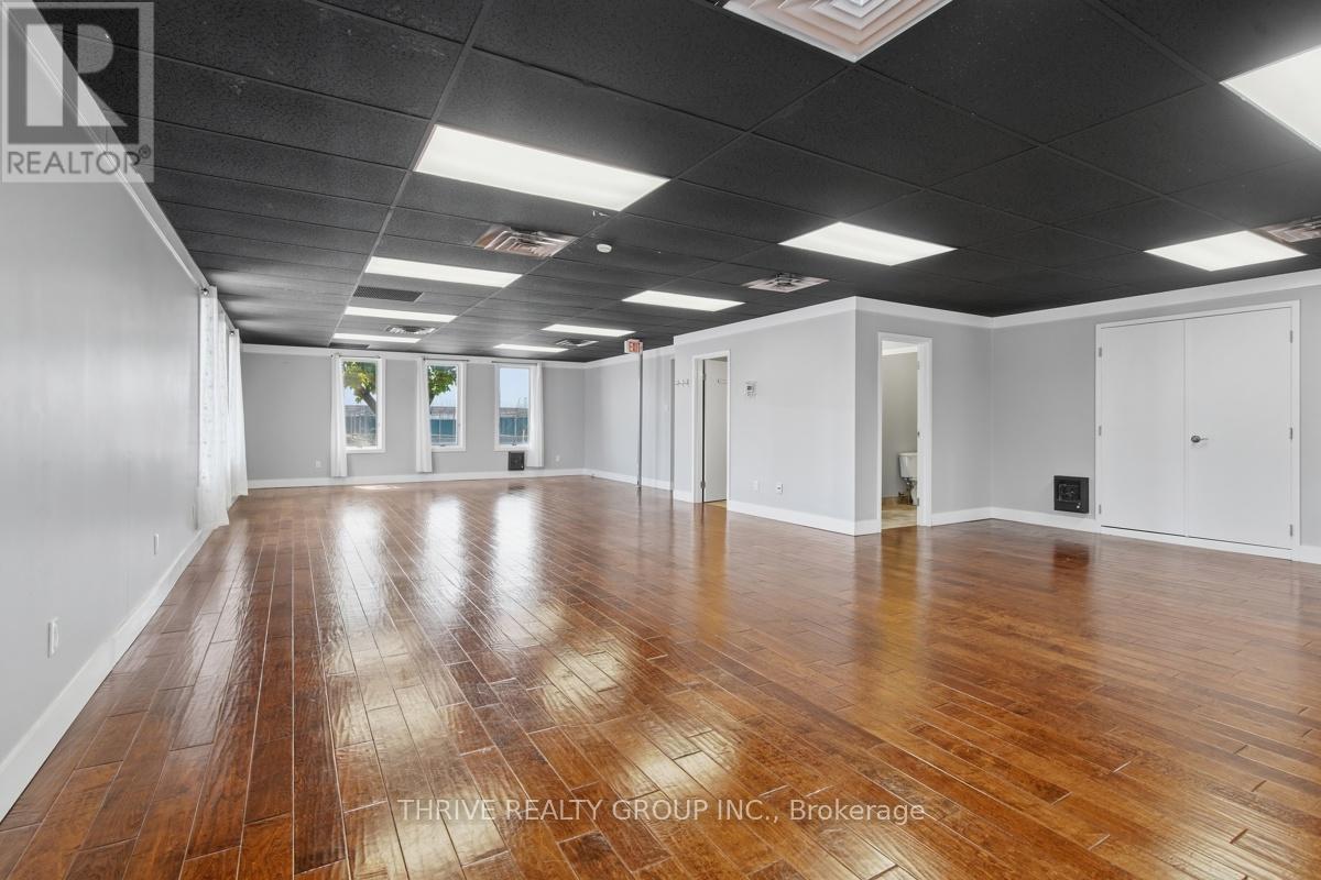 426 Third Street Property Photo 9
