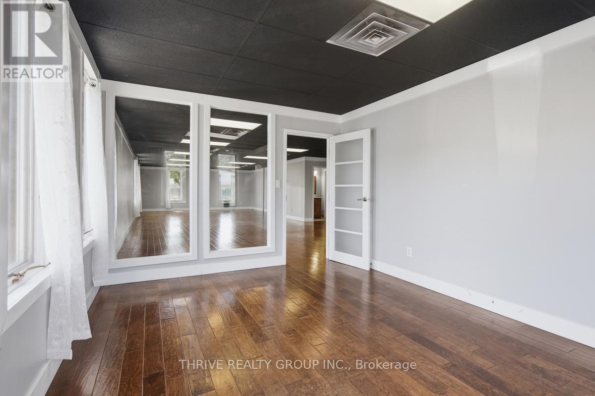 426 Third Street Property Photo 13