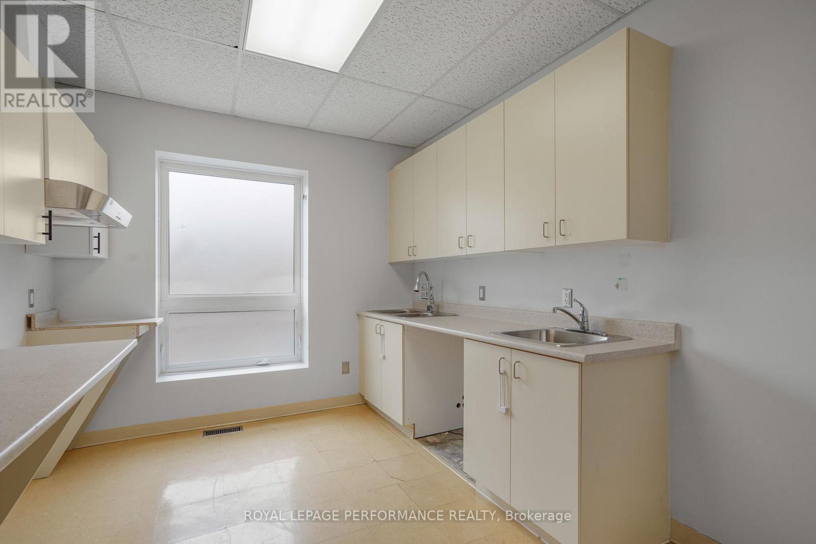 200 Du Comte Street Property Photo 17