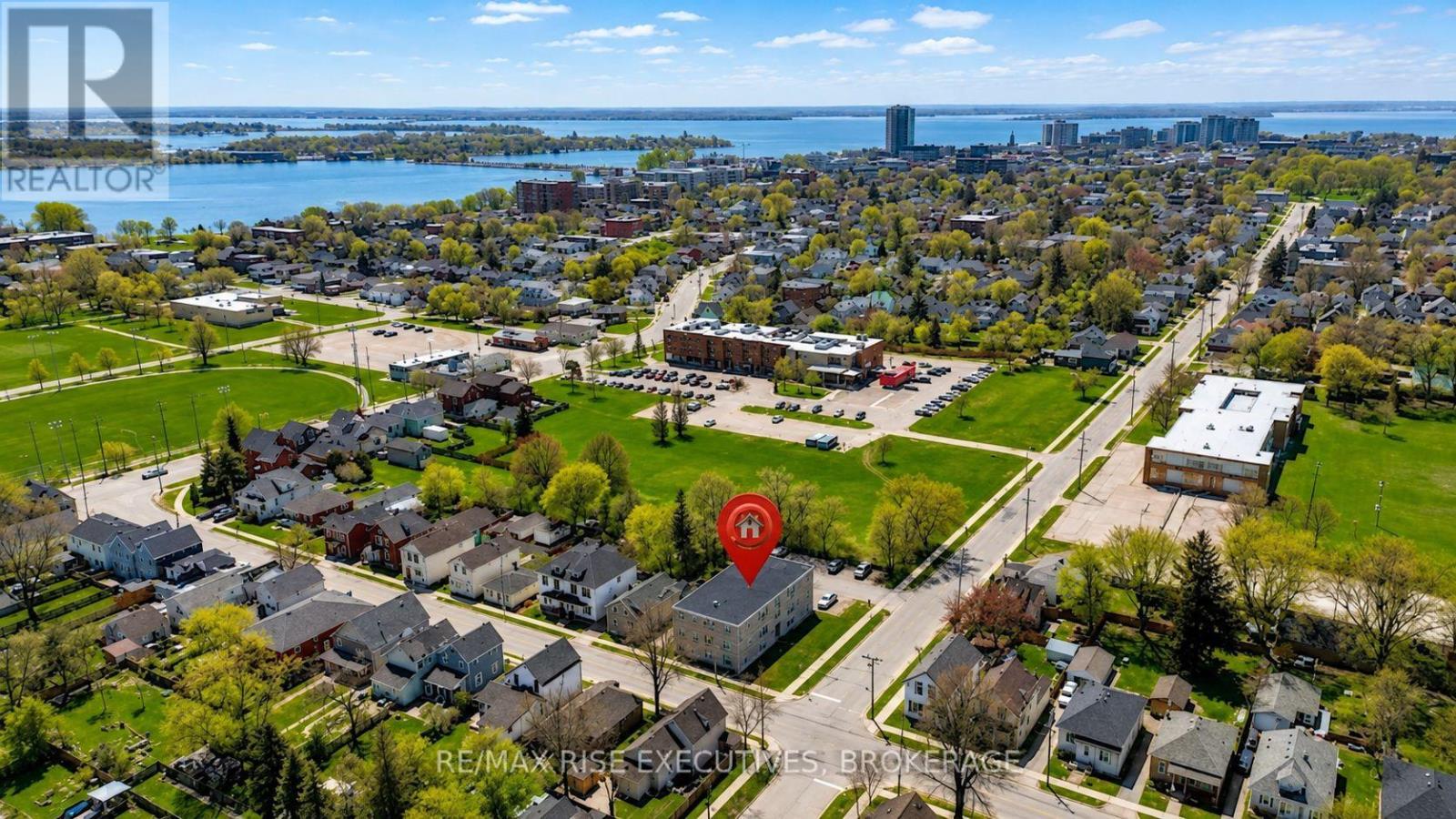 48 Stephen Street Property Photo 2