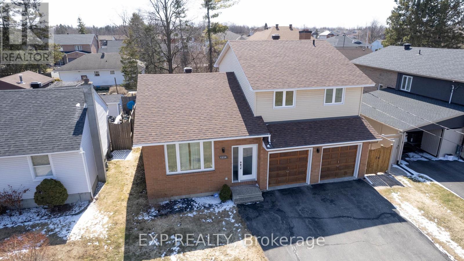 1534 ROSEBELLA AVENUE Property Photo 1