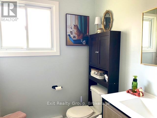 116 Nicholas Street Property Photo 11