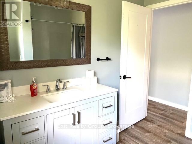 116 Nicholas Street Property Photo 23