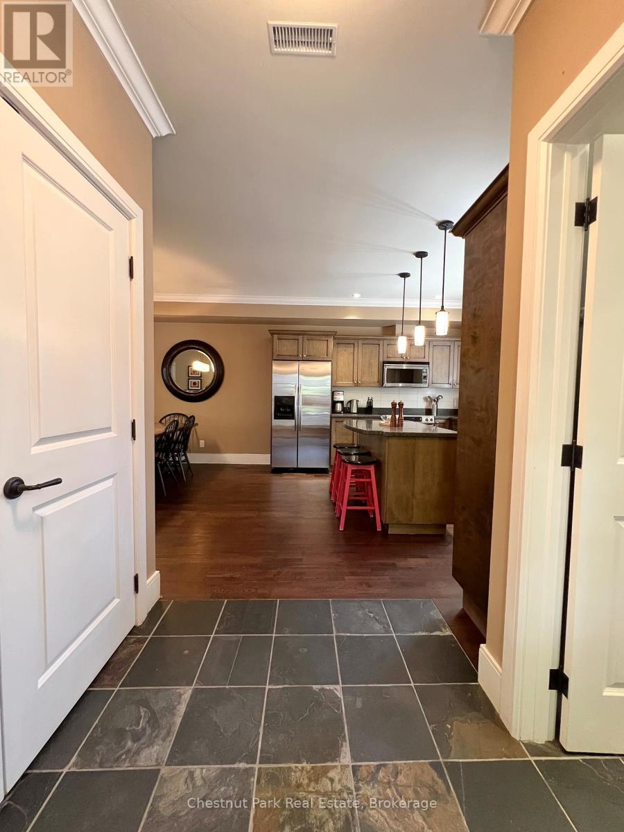 Unit 11 - 301 Emerald Hills Court Property Photo 2