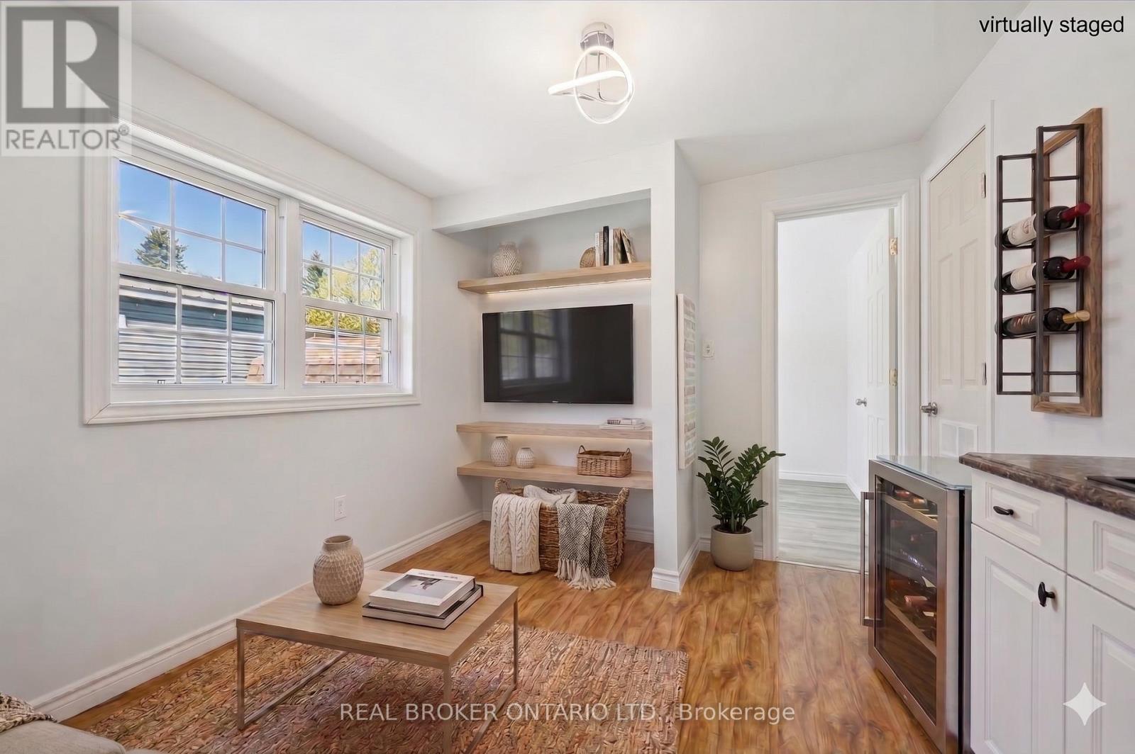 490 Spruce Street Property Photo 18