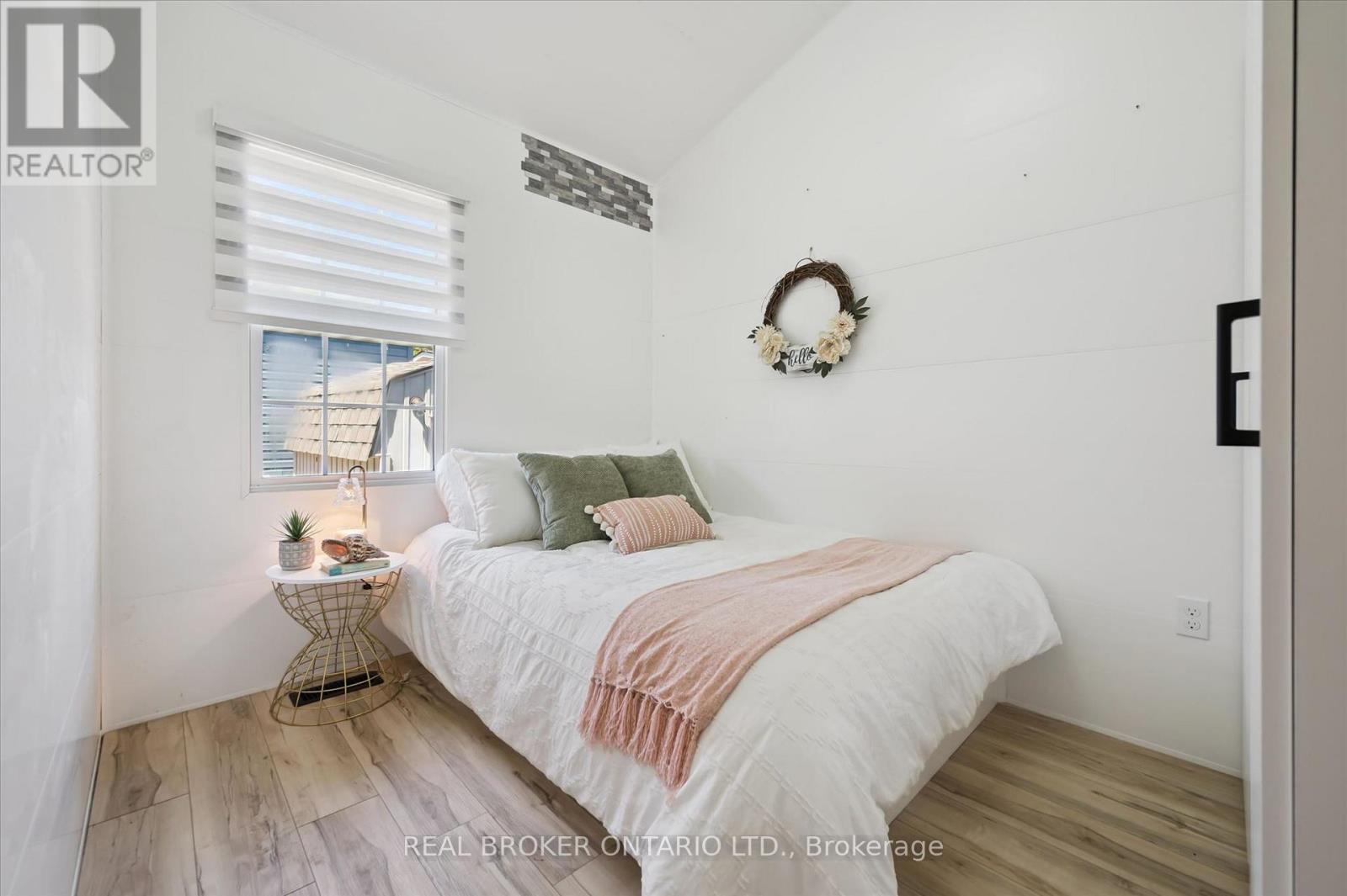490 Spruce Street Property Photo 22