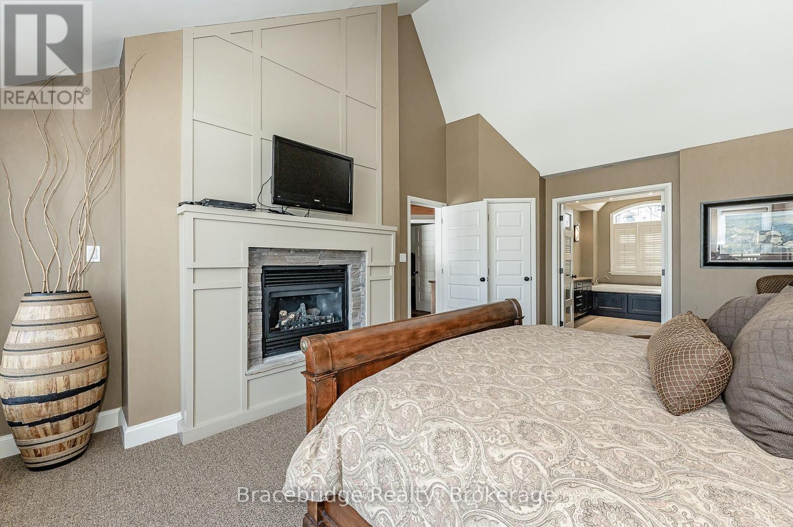 Sandfield 3 W3 - 3876 Muskoka Rd 118 Highway W Property Photo 24