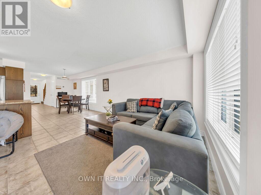 1192 Caen Avenue Property Photo 10