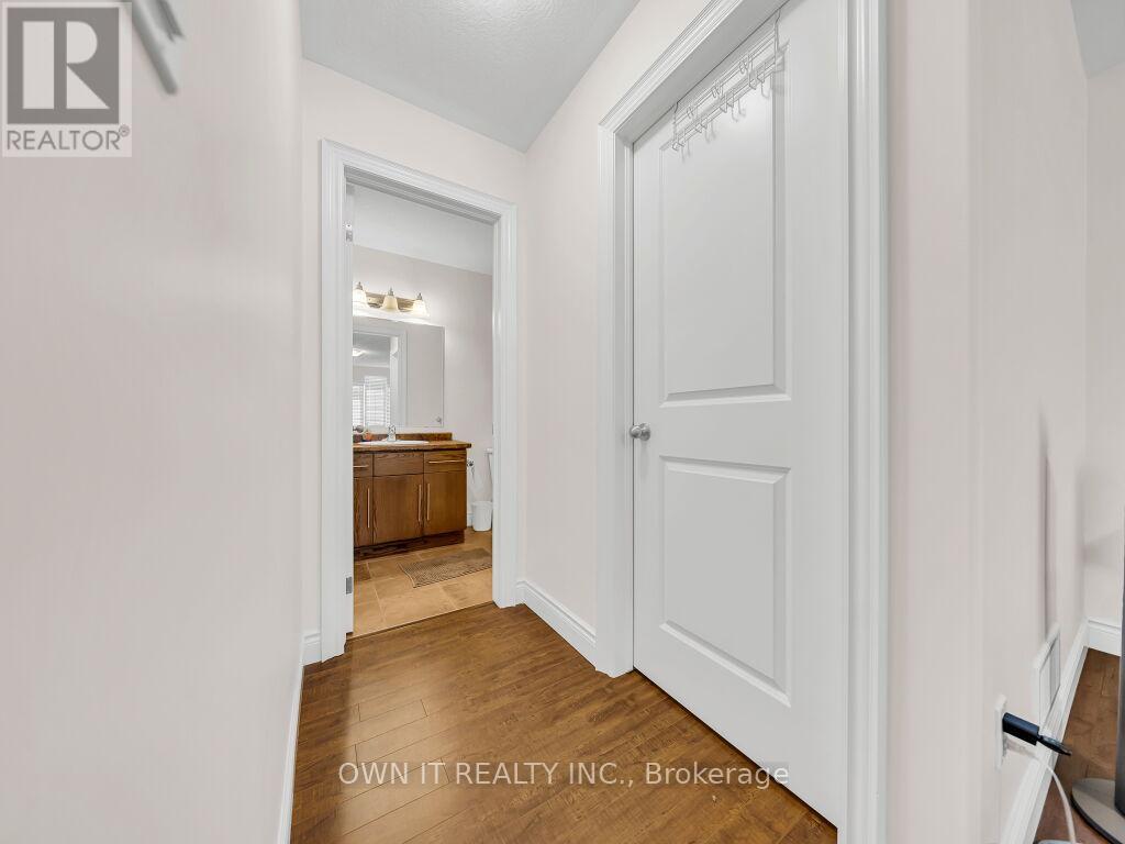 1192 Caen Avenue Property Photo 23