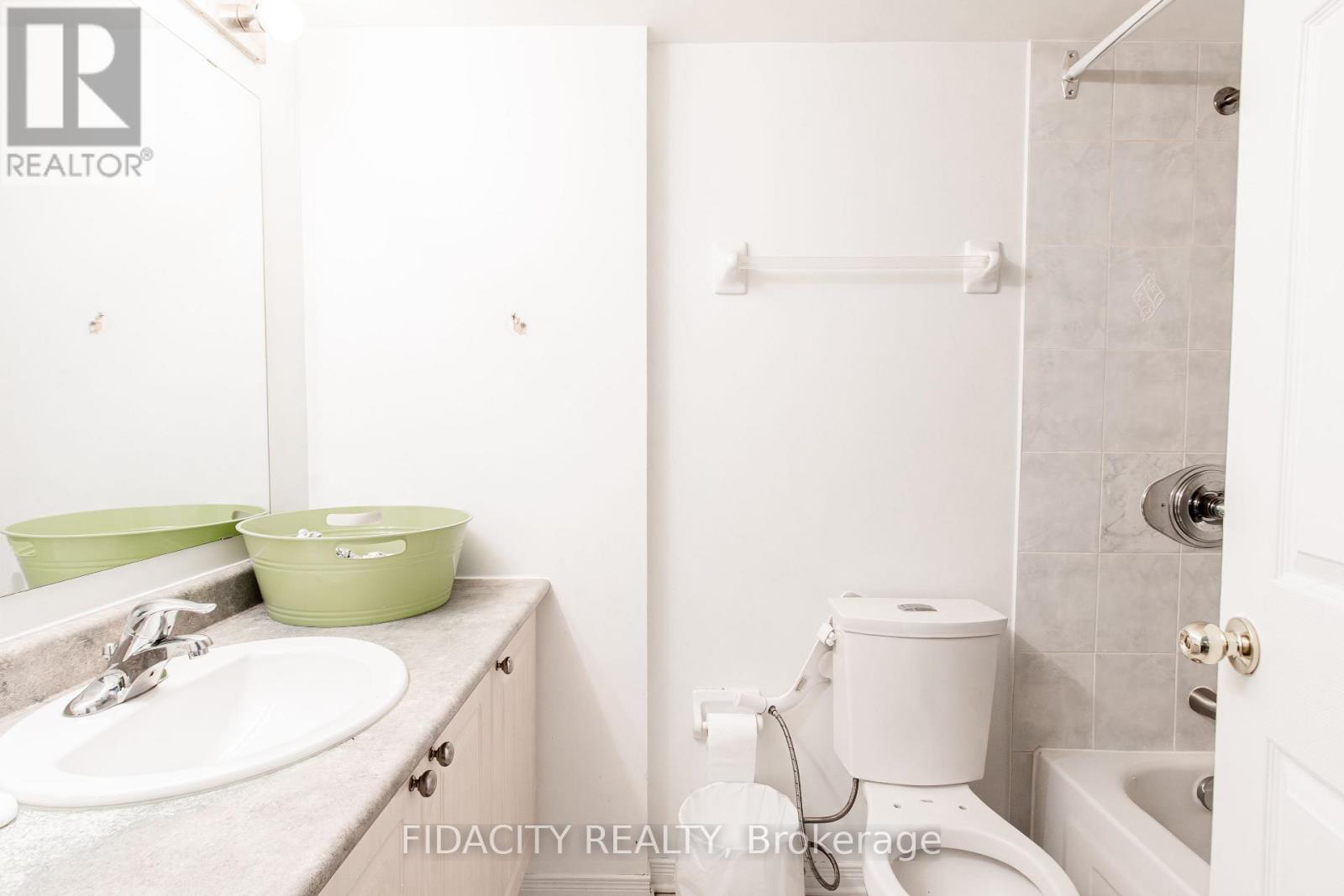 8a - 310 Central Park Drive Property Photo 6