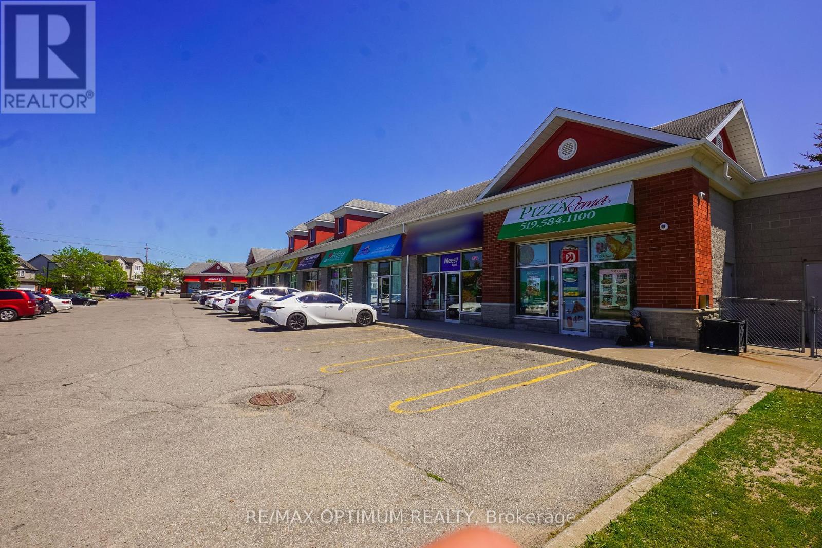 9 - 192 Activa Avenue Property Photo 10