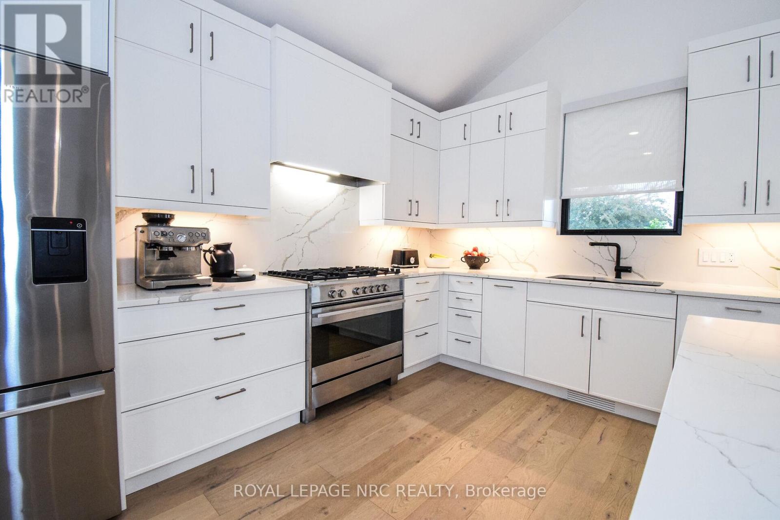 82 Ivy Crescent Property Photo 21