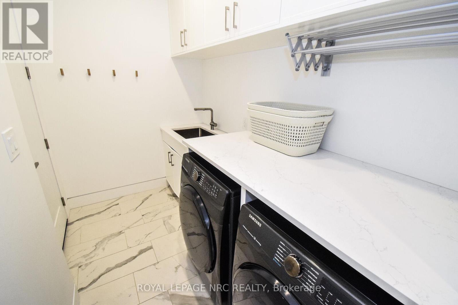 82 Ivy Crescent Property Photo 31