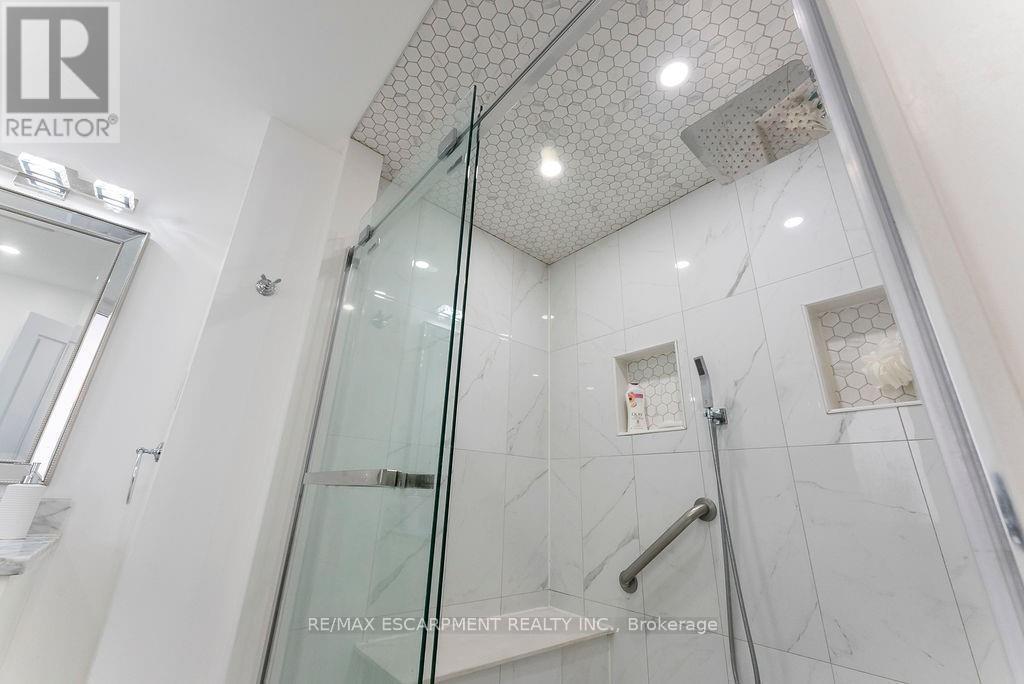 113 Greenshire Drive Property Photo 25