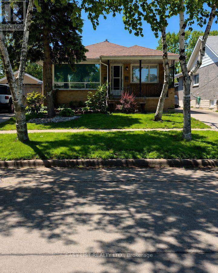 2371 ALEXIS ROAD Property Photo 1