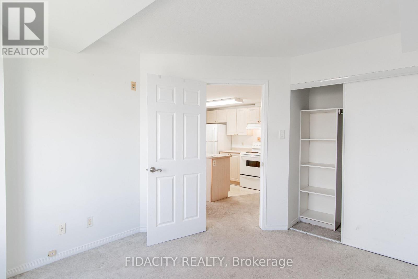 7n - 310 Central Park Drive Property Photo 10