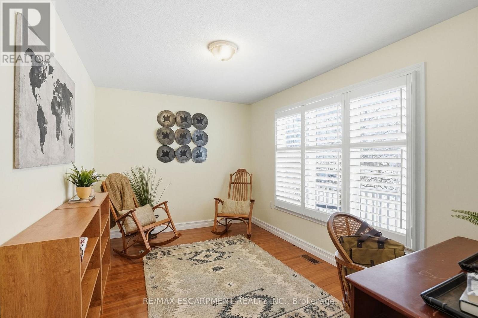 148 Glenariff Drive Property Photo 6