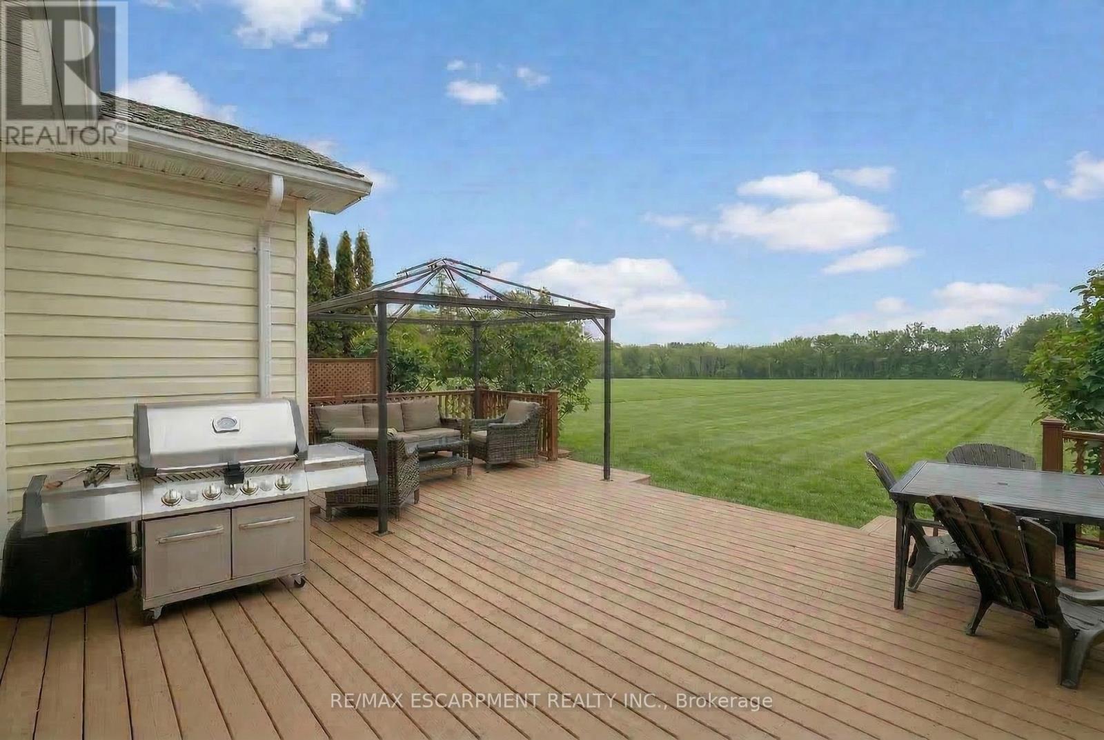 148 Glenariff Drive Property Photo 32