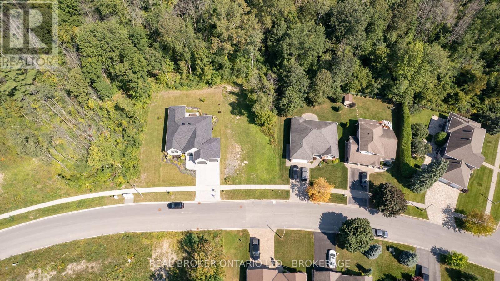 1265 Riverdale Avenue Property Photo 3