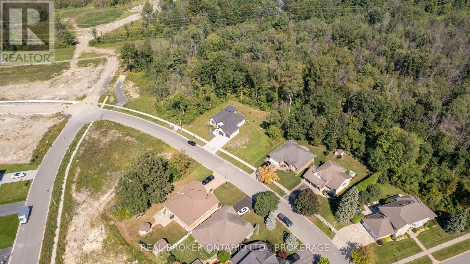 1265 Riverdale Avenue Property Photo 4