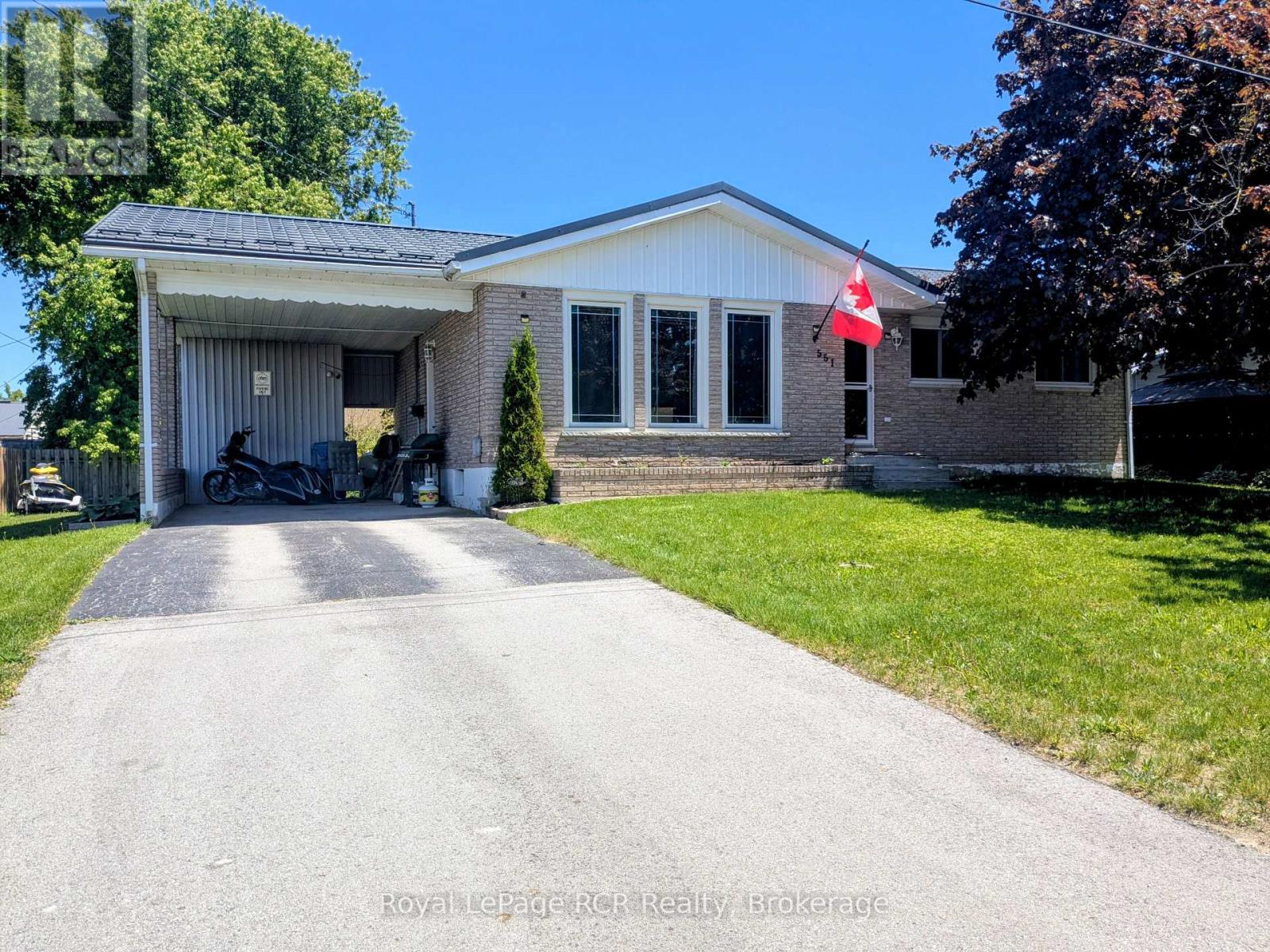 551 15TH AVENUE Property Photo 1