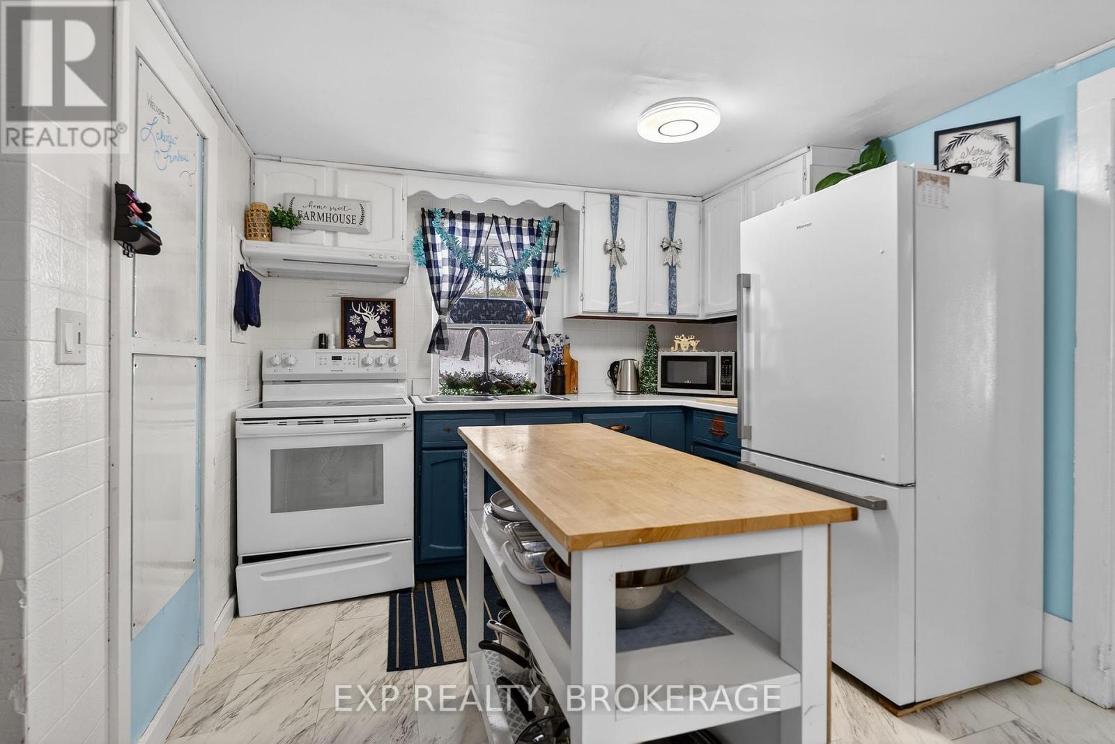 4177 & 4187 Carrying Place Road Property Photo 18