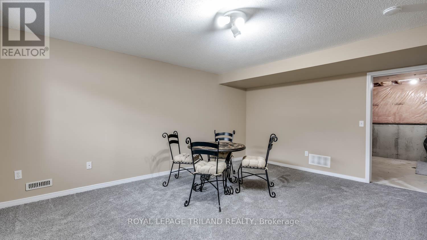 17 - 1600 Mickleborough Drive Property Photo 12