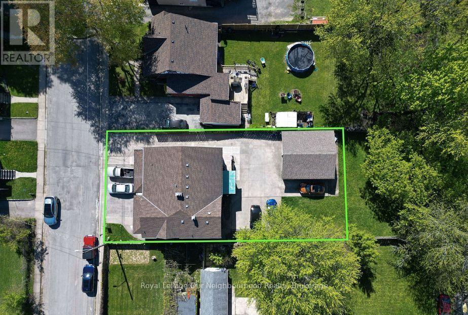 5749 Summer Street Property Photo 1