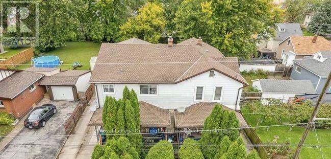 5749 Summer Street Property Photo 2