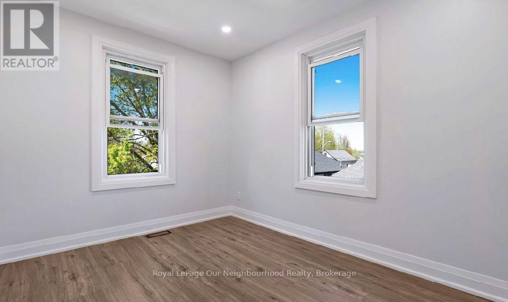 5749 Summer Street Property Photo 13