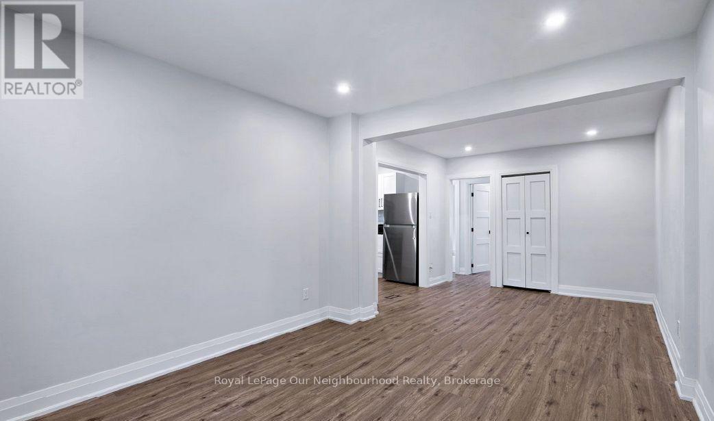 5749 Summer Street Property Photo 14