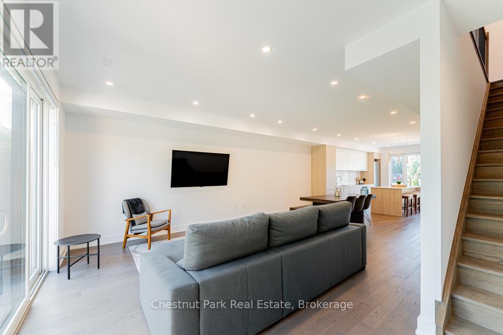 29 Rockmount Crescent Property Photo 18
