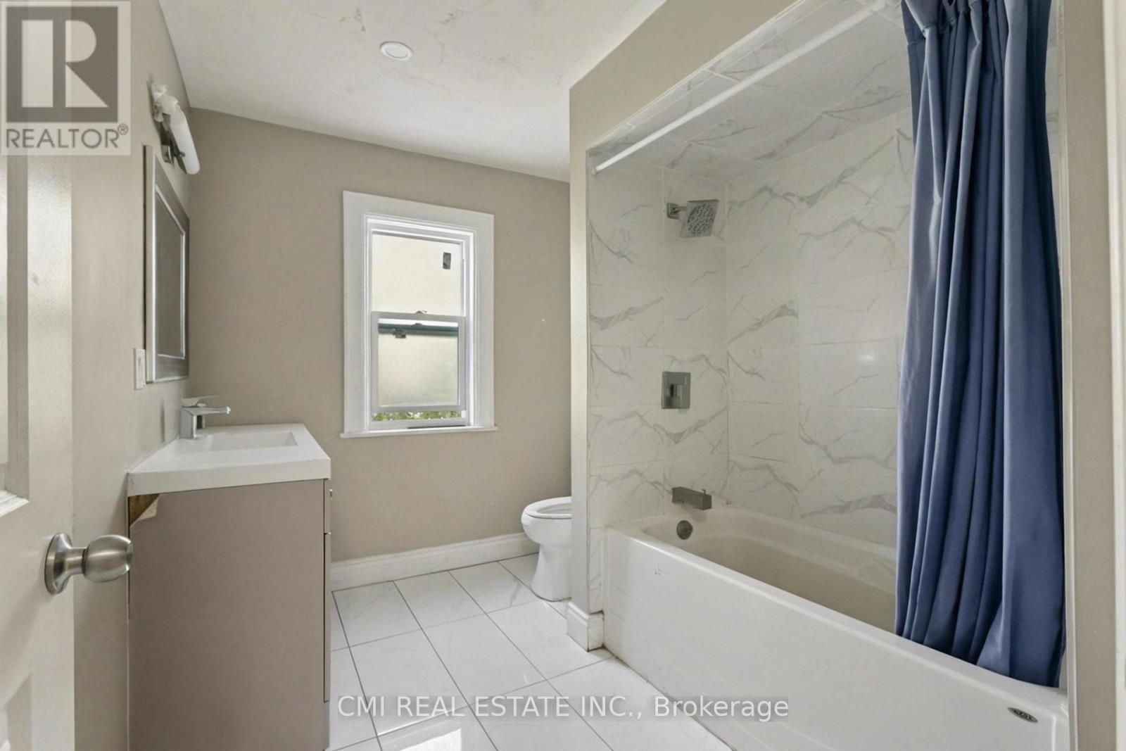 122 Montrose Street Property Photo 20